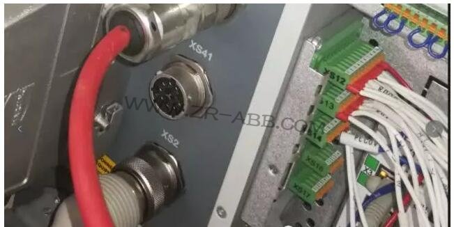 ABB機(jī)器人IO基本操作接線步驟