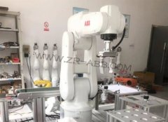 ABB機器人平衡缸漏油故障維修